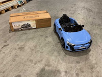 Audi rs e-tron gt blauw elektrische kinderauto - afbeelding 7 van  11