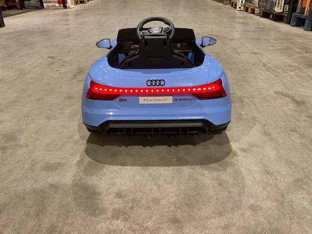 Audi rs e-tron gt blauw elektrische kinderauto - afbeelding 4 van  20