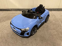 Audi rs e-tron gt blauw elektrische kinderauto - afbeelding 29 van  60