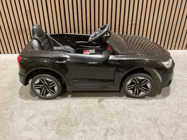Audi rs e-tron gt zwart elektrische kinderauto - afbeelding 29 van  51