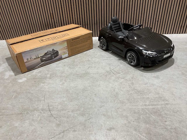 Audi rs e-tron gt zwart elektrische kinderauto - afbeelding 18 van  68