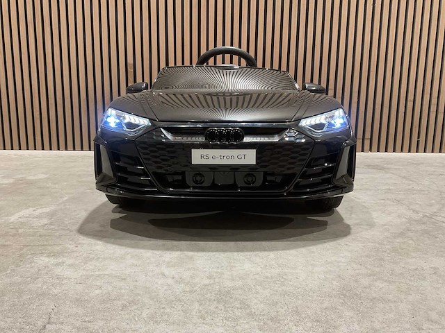 Audi rs e-tron gt zwart elektrische kinderauto - afbeelding 49 van  68