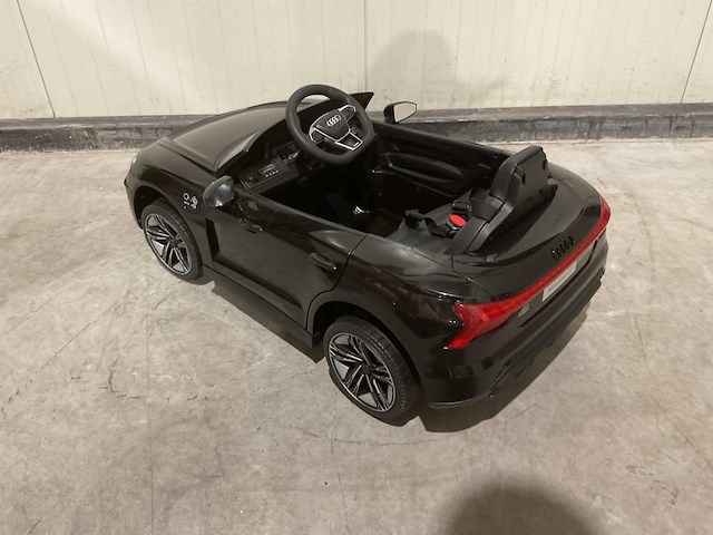 Audi rs e-tron gt zwart elektrische kinderauto - afbeelding 41 van  44