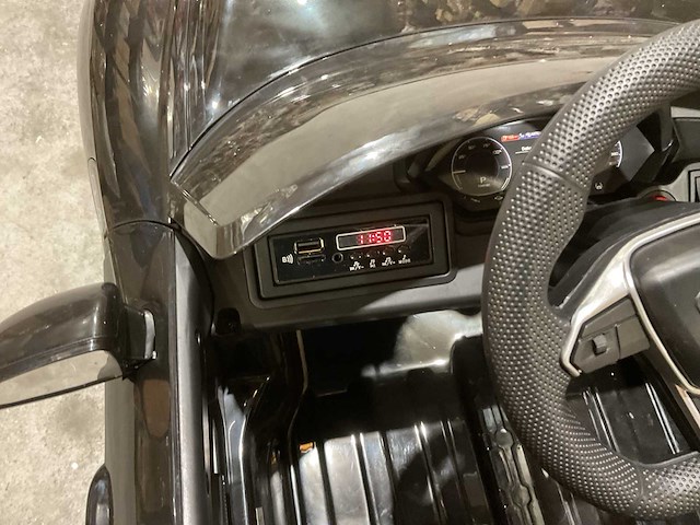 Audi rs e-tron gt zwart qls-6888 speelgoed - afbeelding 12 van  64