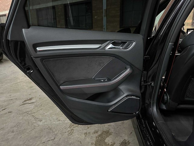 Audi rs3 sportback 2.5 tfsi quattro 400pk 2018, k-568-gn - afbeelding 22 van  42