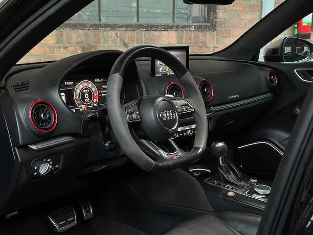 Audi rs3 sportback 2.5 tfsi quattro 400pk 2018, k-568-gn - afbeelding 8 van  43