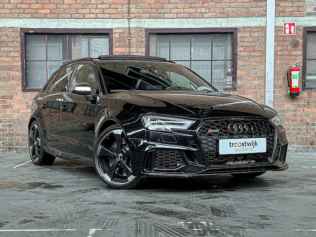 Audi rs3 sportback 2.5 tfsi quattro 400pk 2018, k-568-gn - afbeelding 42 van  43