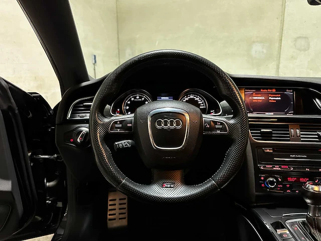 Audi rs5 coupé 4.2 fsi v8 quattro 450pk 2010, 33-pdz-4 - afbeelding 18 van  75