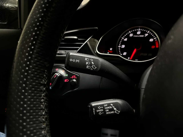 Audi rs5 coupé 4.2 fsi v8 quattro 450pk 2010, 33-pdz-4 - afbeelding 25 van  75
