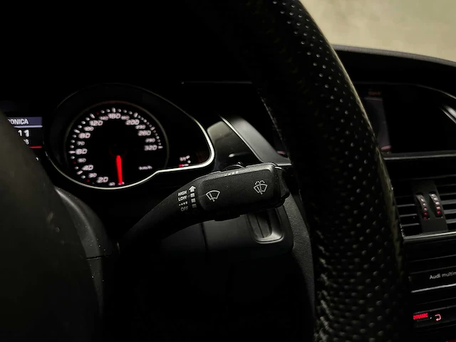 Audi rs5 coupé 4.2 fsi v8 quattro 450pk 2010, 33-pdz-4 - afbeelding 26 van  75