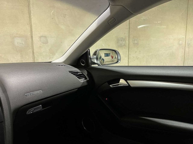 Audi rs5 coupé 4.2 fsi v8 quattro 450pk 2010, xn-941-l youngtimer - afbeelding 38 van  45