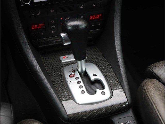 Audi rs6 4.2 quattro 2005 automaat, h-122-lk - afbeelding 11 van  46