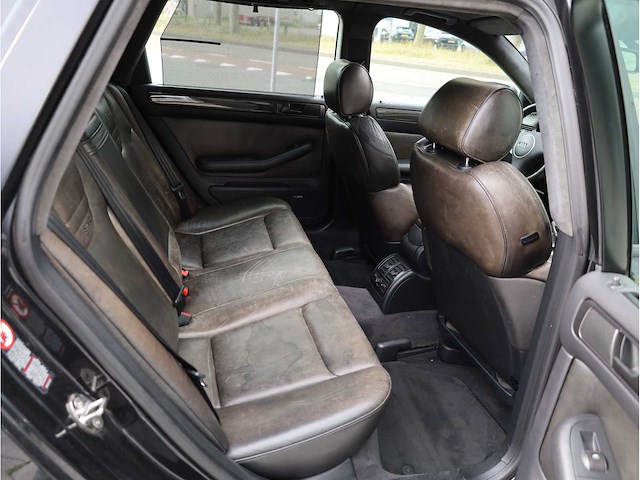 Audi rs6 4.2 quattro 2005 automaat, h-122-lk - afbeelding 15 van  46