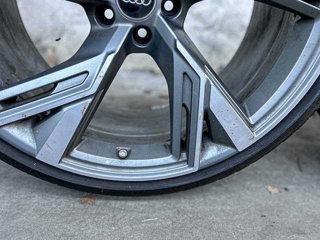 Audi rs6 wielen set - afbeelding 12 van  22