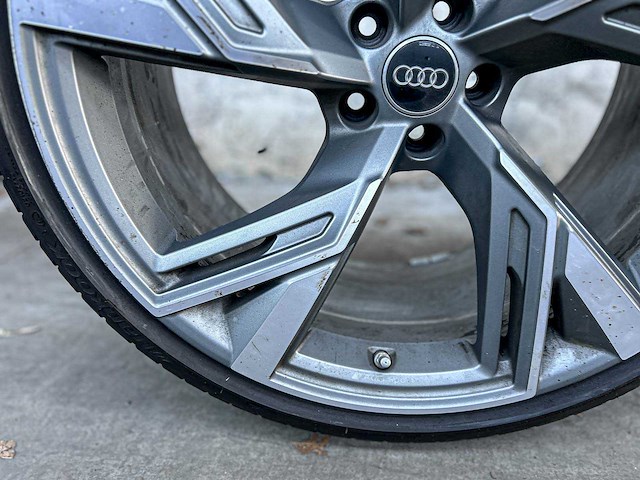 Audi rs6 wielen set - afbeelding 11 van  18