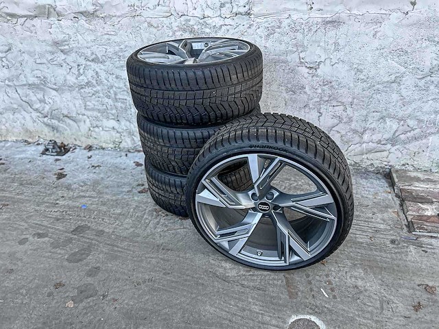 Audi rs6 wielen set - afbeelding 1 van  2