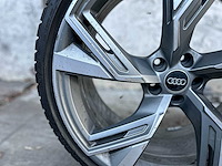 Audi rs6 wielen set - afbeelding 4 van  6