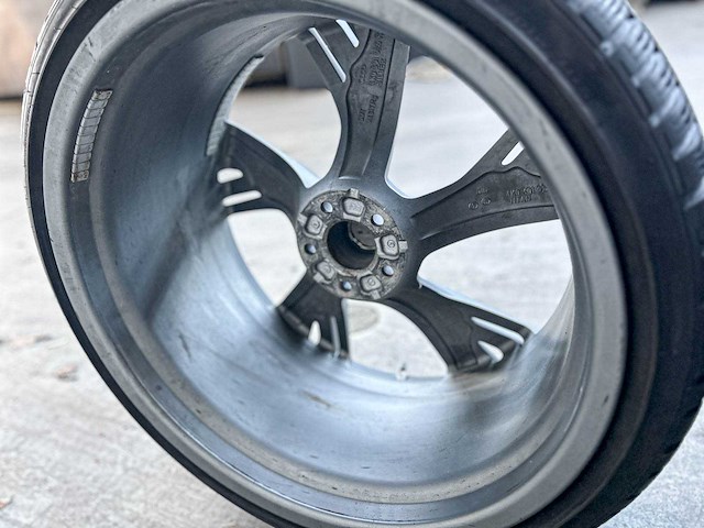 Audi rs6 wielen set - afbeelding 31 van  37