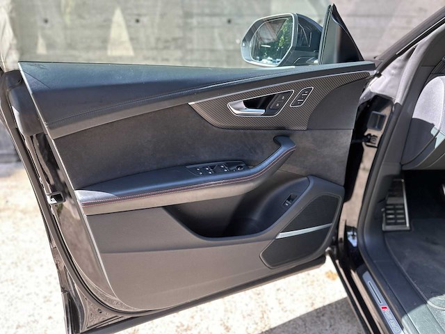 Audi rsq8 4.0 v8 tfsi quattro 600pk 2019, h-696-sg - afbeelding 23 van  31