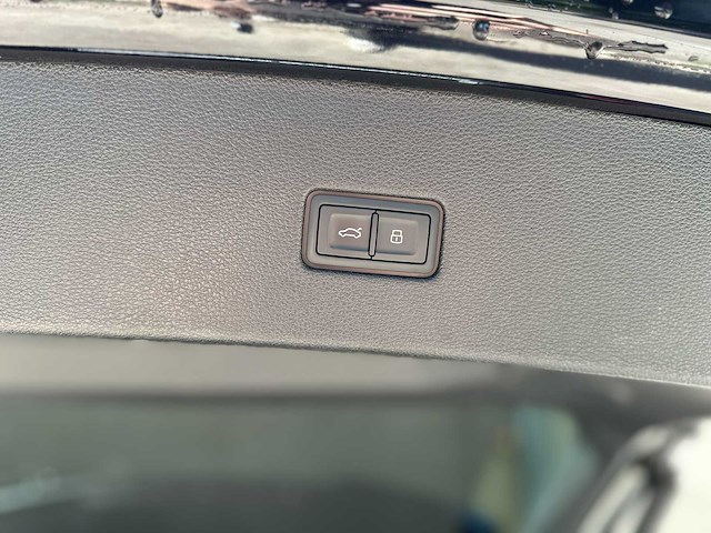 Audi rsq8 4.0 v8 tfsi quattro 600pk 2019, h-696-sg - afbeelding 27 van  31