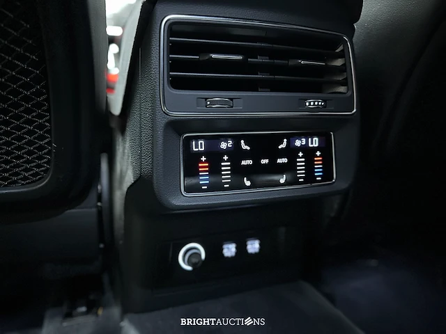 Audi rsq8 4.0 v8 tfsi quattro 600pk 2019, h-696-sg - afbeelding 50 van  80