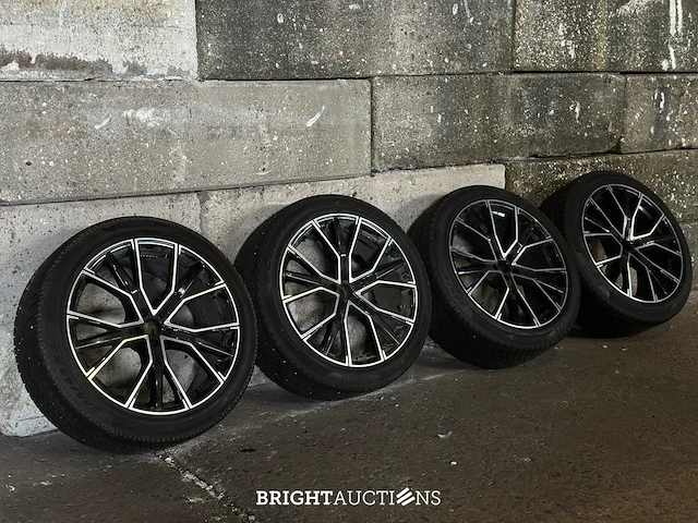 Audi rsq8 quattro 4.0 v8 tfsi 600pk 2020, h-554-vj - afbeelding 79 van  87