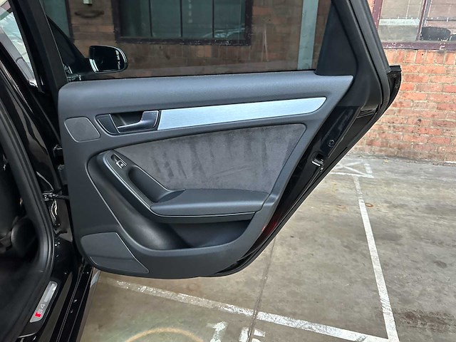 Audi s4 avant 3.0 tfsi v6 quattro pro line 333pk 2012 (origineel-nl), 40-xrl-8 - afbeelding 22 van  35