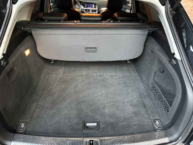 Audi s4 avant 3.0 tfsi v6 quattro pro line 333pk 2012 (origineel-nl), 40-xrl-8 - afbeelding 28 van  44