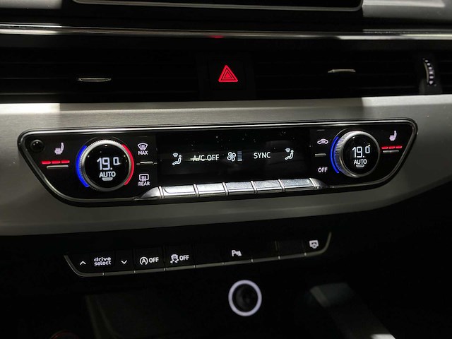 Audi s4 sedan 3.0 v6 354pk 2017 - afbeelding 25 van  51