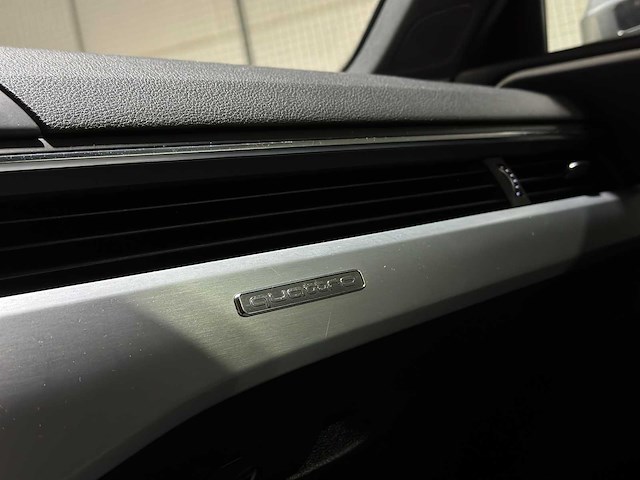 Audi s4 sedan 3.0 v6 354pk 2017 - afbeelding 28 van  51