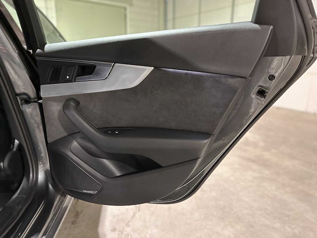 Audi s4 sedan 3.0 v6 354pk 2017 - afbeelding 39 van  51