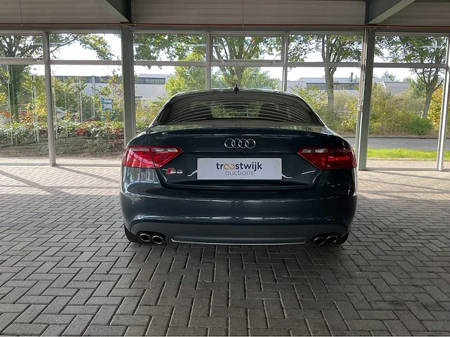 Audi s5 coupé 4.2 fsi v8 quattro | volledig uitgerust | krachtige 354 pk v8 | exclusieve sportcoupé btw auto - afbeelding 2 van  57