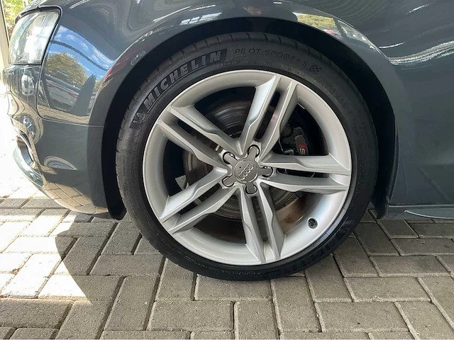 Audi s5 coupé 4.2 fsi v8 quattro | volledig uitgerust | krachtige 354 pk v8 | exclusieve sportcoupé btw auto - afbeelding 8 van  57
