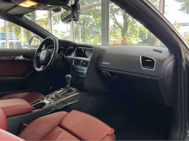 Audi s5 coupé 4.2 fsi v8 quattro | volledig uitgerust | krachtige 354 pk v8 | exclusieve sportcoupé btw auto - afbeelding 28 van  57