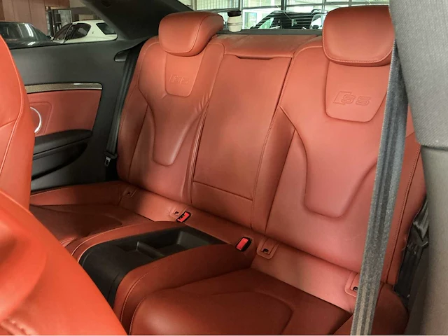 Audi s5 coupé 4.2 fsi v8 quattro | volledig uitgerust | krachtige 354 pk v8 | exclusieve sportcoupé btw auto - afbeelding 39 van  51
