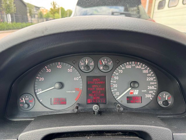 Audi s6 a6 avant 4.2 v8 q. s6 advance 66-zn-zf - afbeelding 24 van  31