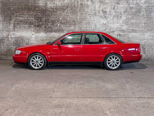 Audi s6 limousine 4.2 v8 quattro c4 290pk 1996, 94-pgp-6 - afbeelding 9 van  47