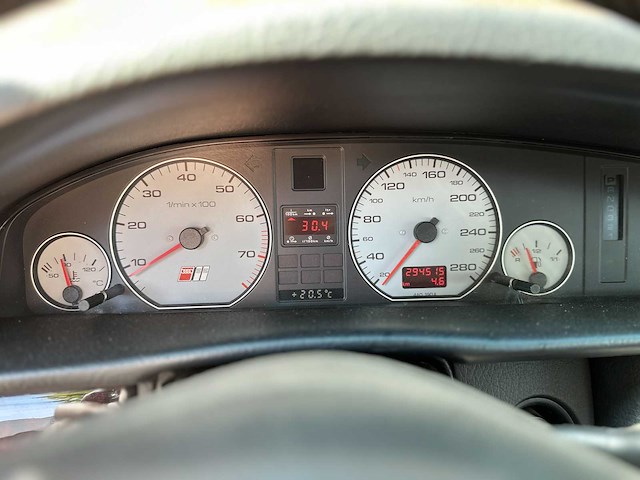 Audi s6 limousine 4.2 v8 quattro c4 290pk 1996, 94-pgp-6 - afbeelding 16 van  47
