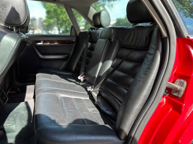 Audi s6 limousine 4.2 v8 quattro c4 290pk 1996, 94-pgp-6 - afbeelding 24 van  47