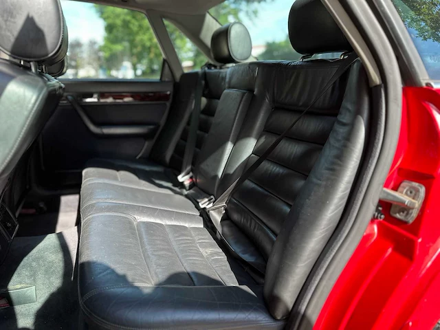 Audi s6 limousine 4.2 v8 quattro c4 290pk 1996, 94-pgp-6 - afbeelding 24 van  47