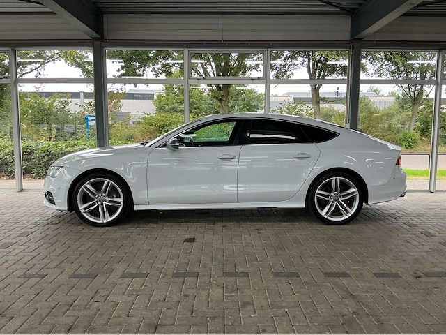 Audi s7 sportback 4.0 tfsi v8 quattro | 420 pk | biturbo | s tronic | pure v8 power btw auto - afbeelding 33 van  37