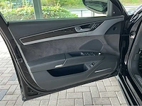 Audi s8 | 4.0 v8 biturbo | 520 pk | 2015 | matrix led | 21 inch wielen | bose | luchtvering | quattro | btw auto - afbeelding 27 van  46