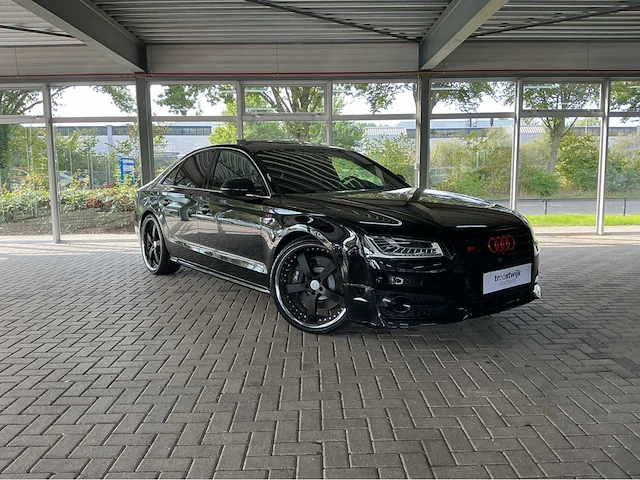 Audi s8 | 4.0 v8 biturbo | 520 pk | 2015 | matrix led | 21 inch wielen | bose | luchtvering | quattro | btw auto - afbeelding 23 van  46