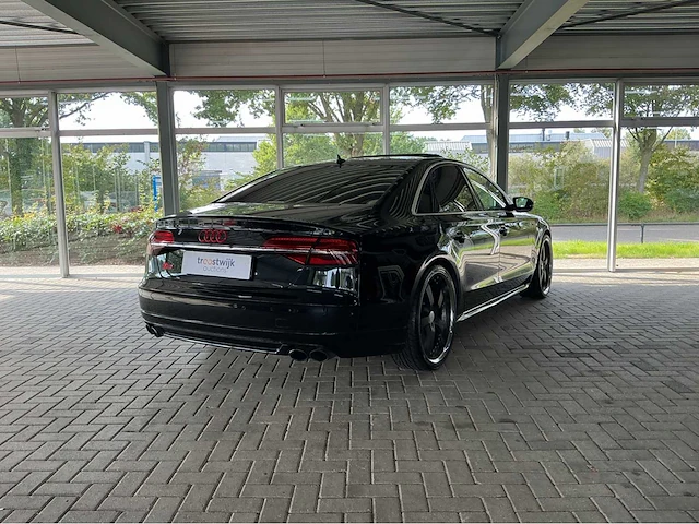 Audi s8 | 4.0 v8 biturbo | 520 pk | 2015 | matrix led | 21 inch wielen | bose | luchtvering | quattro | btw auto - afbeelding 43 van  46