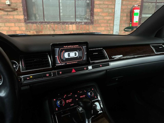 Audi s8 5.2 v10 quattro pro line+ 450pk 2009, px-166-n - afbeelding 19 van  42