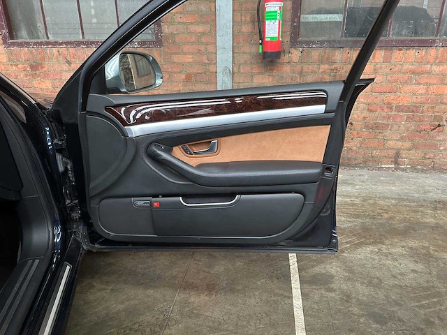 Audi s8 5.2 v10 quattro pro line+ 450pk 2009, px-166-n - afbeelding 22 van  42