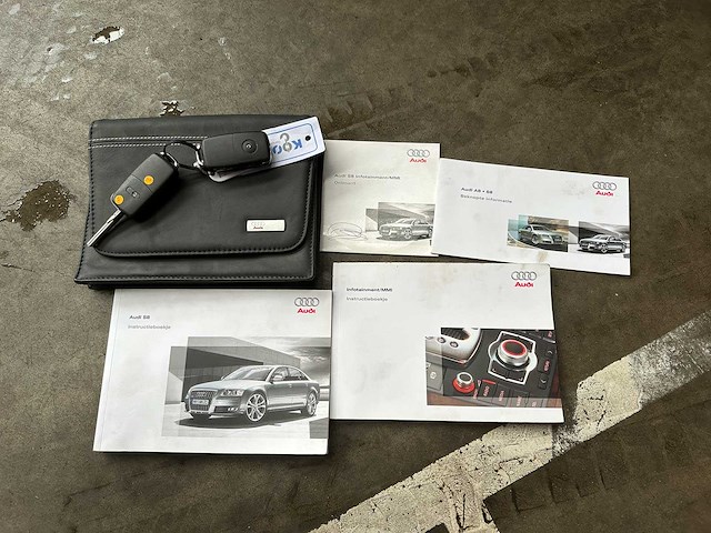 Audi s8 5.2 v10 quattro pro line+ 450pk 2009, px-166-n - afbeelding 37 van  42