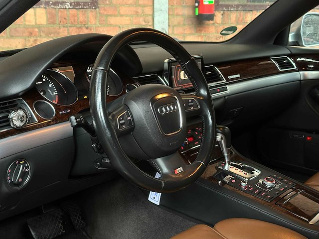 Audi s8 5.2 v10 quattro pro line+ 450pk 2009, px-166-n - afbeelding 9 van  32