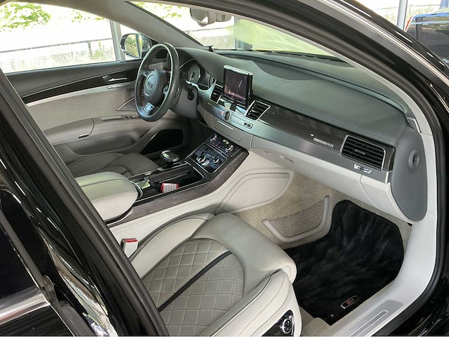 Audi s8 d4 | 4.0 tfsi v8 biturbo | 2012 | 520 pk | quattro | 56.000 km | btw auto - afbeelding 13 van  38