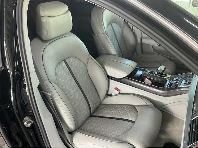 Audi s8 d4 | 4.0 tfsi v8 biturbo | 2012 | 520 pk | quattro | 56.000 km | btw auto - afbeelding 14 van  38
